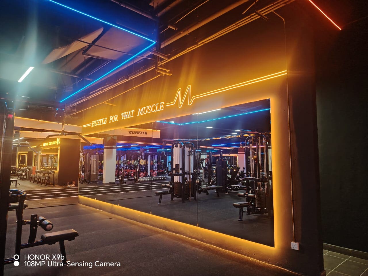 LED Neon Ceiling Signage for Fitness Center (2)