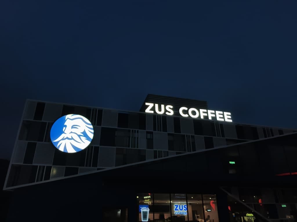 Premium Outdoor Signage and Luxury Signboard for Franchise and Project (4)
