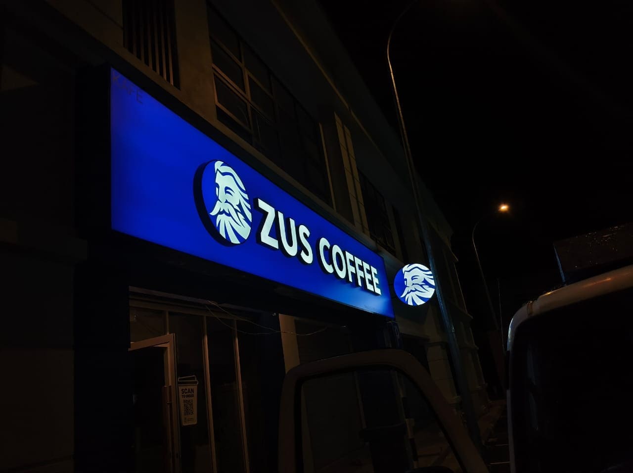 Premium Outdoor Signage and Luxury Signboard for Franchise and Project (9)